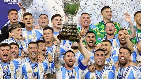 Copa America: अपराजित अर्जेंटिनाची हॅट्ट्रिक! मार्टिनेझच्या बहुमूल्य गोलमुळे अंतिम फेरीत कोलंबियावर १-० अशी मात