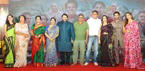 Gharat Ganapati: 'प्रत्येक घरातली आणि घरातील प्रत्येकाची' गोष्ट… 'घरत गणपती' 'या' दिवशी होतोय प्रदर्शित