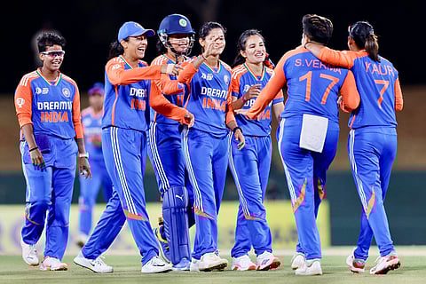 आशिया चषक टी-२० : पाकिस्तानचा धुव्वा उडवून भारतीय महिलांचा दणक्यात प्रारंभ