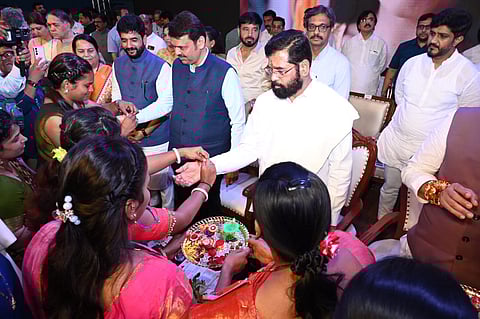 मुख्यमंत्र्यांना पाठविणार एक कोटी राख्या;उमेद अभियान बचत गटातील महिलांचा उपक्रम