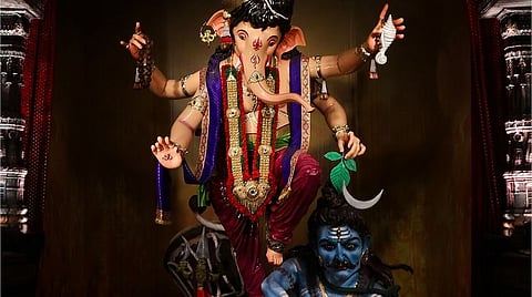 मुंबईच्या राजाचे ९७ व्या वर्षात पदार्पण, गणेशगल्लीत उज्जैनचे महाकाल मंदिर