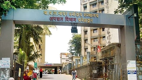 नायरमधील लैंगिक छळ प्रकरण; राज्य महिला आयोगाची पालिकेला नोटीस, स्थिती अहवाल सादर करण्याचे आदेश
