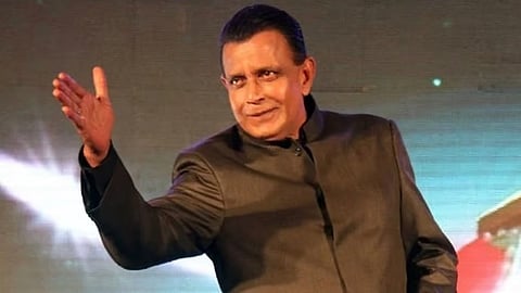 Mumbai : अभिनेते मिथुन चक्रवर्ती यांना BMC ची नोटीस
