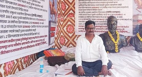 Badlapur : शिवरायांच्या पुतळ्याचे कंत्राट वादाच्या भोवऱ्यात? अनुभवशून्य कंत्राटदाराला काम दिल्याच्या निषेधार्थ शिल्पकाराचे उपोषण