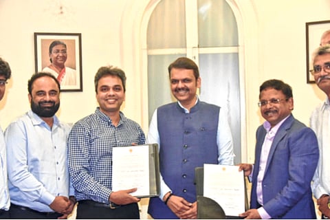 वर्ध्यात १५ हजार रोजगार उपलब्ध होणार; फडणवीस यांचा विश्वास, वस्त्रोद्योग गुंतवणुकीसाठी राज्य शासनाचा सामंजस्य करार