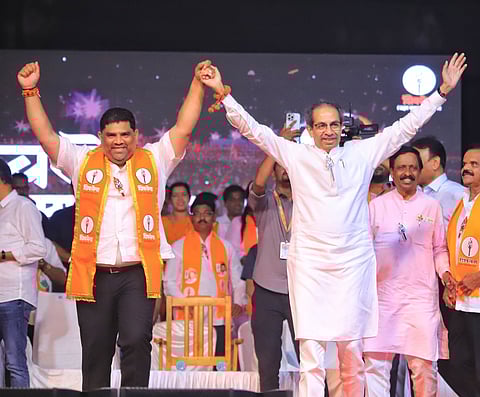कोकणचे अदानीकरण होऊ देणार नाही! उद्धव ठाकरे यांचा घणाघात; केसरकर, राणे पिता-पुत्रांवरही टीका