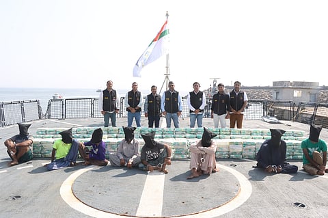 गुजरातमध्ये ७०० किलो अमली पदार्थ जप्त; आंतरराष्ट्रीय बाजारात ३ हजार कोटी दर