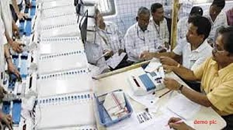 जळगाव, धुळ्यातील निकाल आठ तासांत! दुपारी चारपर्यंत विजय-पराभवाचे चित्र स्पष्ट होणार