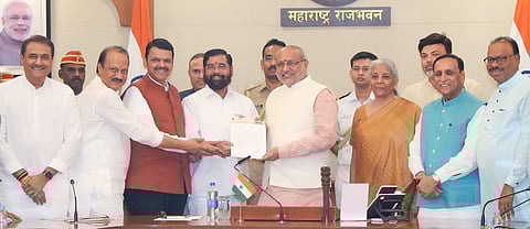 अखेर शिंदे उपमुख्यमंत्रीपद स्वीकारणार; शिंदेंची मनधरणी करण्यात फडणवीस यांना यश