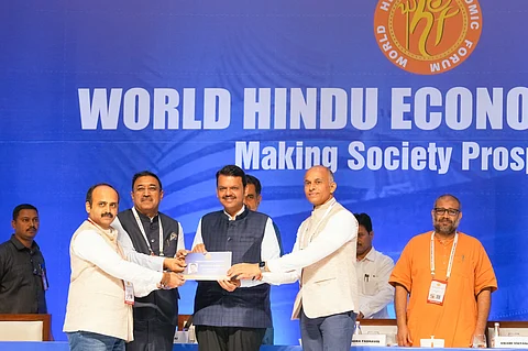 महाराष्ट्राला ट्रिलियन डॉलरची अर्थव्यवस्था बनविणार; ‘वर्ल्ड हिंदू इकॉनॉमिक फोरम’मध्ये मुख्यमंत्री फडणवीस यांचा निर्धार