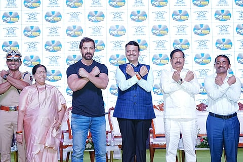 युवकांनो ‘ड्रग्ज फ्री’ समाज घडविण्यासाठी पुढे या! ‘नशामुक्त नवी मुंबई' अभियानात मुख्यमंत्री देवेंद्र फडणवीस यांचे आवाहन