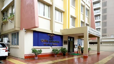 दोन महिन्यांतच तीन अधिकाऱ्यांची इच्छापूर्ती; १० पोलीस अधिकारी ठाण्याचे प्रभारी वपोनि म्हणून कायम