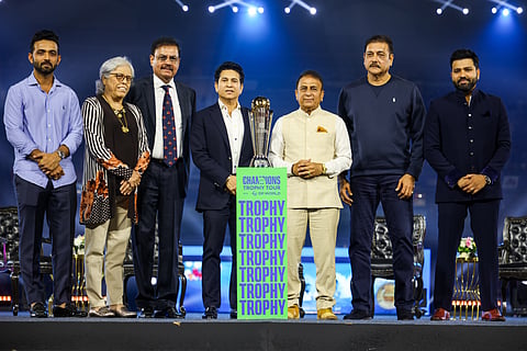 क्रिकेटची पंढरी म्हणून संबोधल्या जाणाऱ्या मुंबईतील ऐतिहासिक वानखेडे स्टेडियमला रविवारी म्हणजेच १९ जानेवारीला पन्नास वर्षे पूर्ण झाली. यानिमित्त रविवारी स्टेडियमवर शानदार सोहळा आयोजित करण्यात आला.