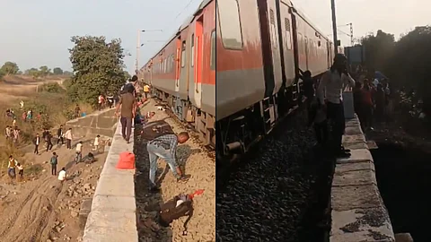 कर्नाटक एक्स्प्रेसखाली प्रवासी चिरडले