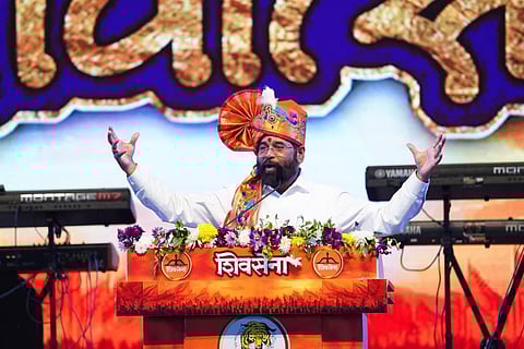 ‘शिवसेना’ ही चार अक्षरे आपले ‘गॉडफादर’; उपमुख्यमंत्री एकनाथ शिंदे यांचा विरोधकांना टोला