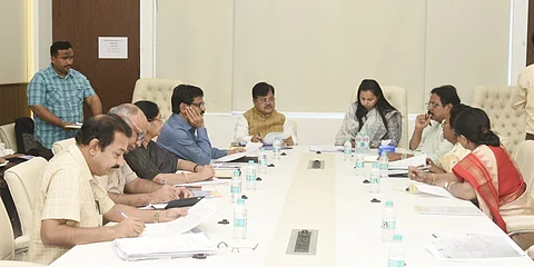 बेरोजगारीवर महायुतीचा भरतीचा पर्याय; अंगणवाडी सेविका, मदतनीस यांची १९ हजार पदे भरणार