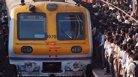 Mumbai : एमयूटीपी प्रकल्पांसाठी १७७७ कोटींचा निधी; उपनगरिय रेल्वेला मिळणार चालना