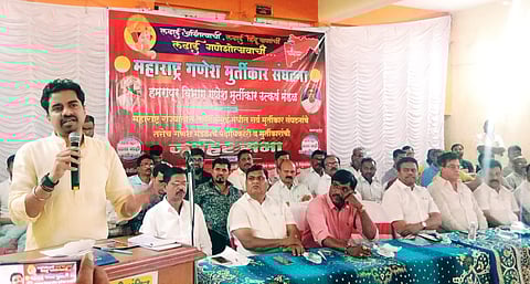 पेणमध्ये एकवटले महाराष्ट्रातील गणेश मूर्तिकार; पीओपीवरील विघ्न लवकरच दूर करू - अनिकेत तटकरे