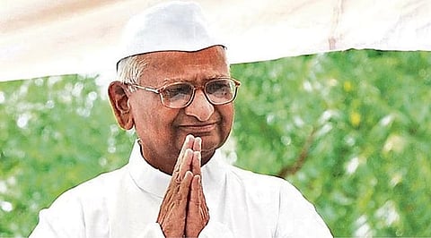 आरोप होताच मंत्र्यांनी राजीनामा दिला पाहिजे; अण्णा हजारे यांचा रोष मुंडे आणि कोकाटेकडे