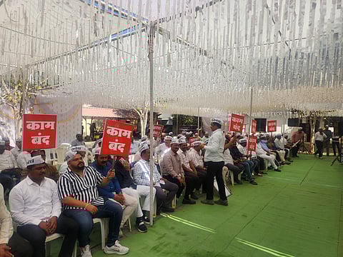 बिलासाठी कंत्राटदार आक्रमक; मंत्र्यांच्या निवासस्थानाच्या दुरुस्तीची कामे बंद; रस्ते कामही ठप्प