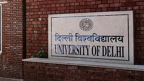 पंतप्रधानांची पदवी फक्त कोर्टालाच दाखवू! दिल्ली विद्यापीठाची हायकोर्टात माहिती