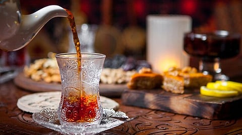 काश्मिरी कहावा कसा बनवतात? काय आहेत फायदे?