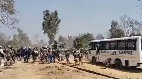 मणिपूरमध्ये पुन्हा हिंसा भडकली; एकाचा मृत्यू, १६ जखमी