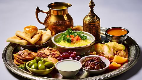 Ramzan 2025 : मधुमेहाच्या रुग्णांनी इफ्तार आणि सेहरीत 'हे' पदार्थ खाऊ नये; साखरेची पातळी वाढू शकते