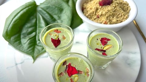 Holi 2025 : यंदाच्या होळीला थंडाईसह स्वादिष्ट आणि पौष्टिक पेयांचा घ्या आस्वाद; जाणून घ्या कसे बनवावे?