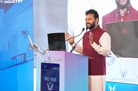 १५-२० वर्षांत भारताला ३० हजार वैमानिकांची गरज; नागरी विमान वाहतूक मंत्री नायडू यांची माहिती
