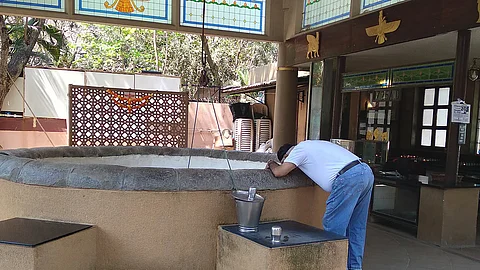 चर्चगेटची ‘भिका बेहराम विहीर’ झाली ३०० वर्षांची; तहानलेल्या प्रवाशांसाठी केली सोय