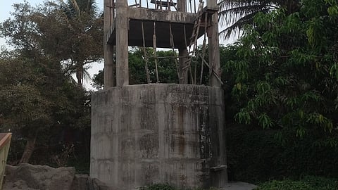 पिंपळास गावातील नागरिकांचे पाण्यासाठी हाल; नळ पाणीपुरवठा योजना अर्धवट राहिल्याने नाराजी