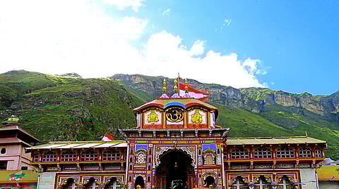 चारधाम यात्रेसाठी ५ लाख भाविकांची नोंदणी; 'या' दिवशी मंदिरे उघडणार