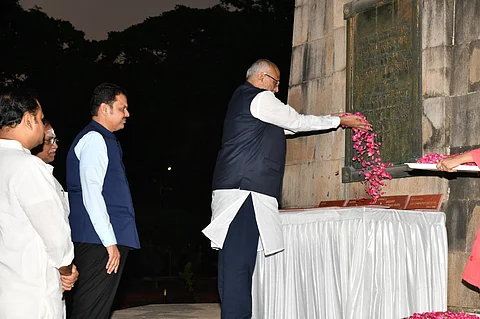 स्वातंत्र्यसैनिकांच्या सन्मानार्थ कृतज्ञता भिंत; राज्यपाल, मुख्यमंत्री यांच्या उपस्थितीत भूमिपूजन