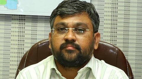 लातूर मनपा आयुक्त मनोहरे यांचा आत्महत्येचा प्रयत्न