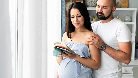 गर्भसंस्कारामुळे खरोखर बुद्धिमान बाळ जन्माला येते का? जाणून घ्या समज-गैरसमज