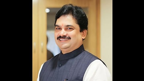 राज्यात आरोग्यदायी योजनांचा शुभारंभ; कॅन्सर प्रतिबंधासाठी मुलांचे लसीकरण; सहा जिल्ह्यांत डायलिसिस युनिट सुरू