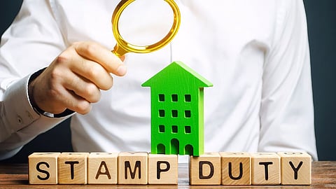 मुद्रांक शुल्क कार्यालयात आता अधिक पैसे मोजावे लागणार; दुप्पट झाले हाताळणी शुल्क