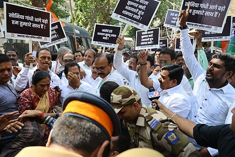 ईडीच्या गैरवापराविरोधात काँग्रेसचे आंदोलन; हुकुमशाहीचा जोरदार मुकाबला करू - चेन्नीथला