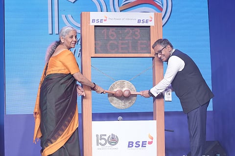 भारत जागतिक अडथळे दूर करणार; अर्थमंत्री सीतारामन यांना विश्वास