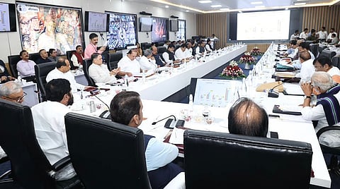 मंत्रिमंडळ बैठकीसाठी १५० कोटींची उधळपट्टी; अहिल्यानगर बैठकीसाठी अवाढव्य खर्च