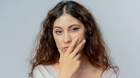 तेलकट त्वचेमुळे चिडचिड होत आहे का? 'हे' घरगुती उपाय करा, चेहरा असा उजळेल की, वारंवार सेल्फीचा मोह होईल