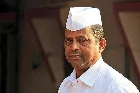 कोण म्हणते, २१०० रुपये देणार; झिरवाळ यांच्या विधानाने खळबळ