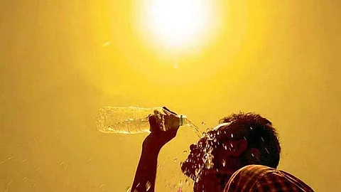 उन्हाळ्याच्या तडाख्याने उल्हासनगरकरांच्या अंगाची लाहीलाही; नागरिक त्रस्त, पालिकेकडून
ठोस उपाययोजनांची अपेक्षा