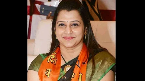 मी कायम ठाकरेंसोबतच! तेजस्वी घोसाळकर यांचा पक्षांतराला फुलस्टॉप