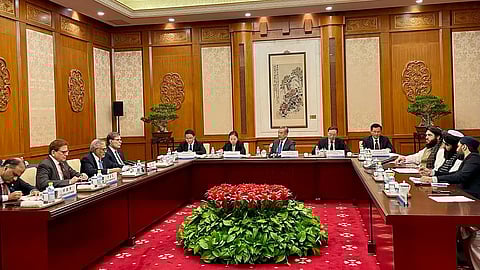 बैठकीत चीन, पाकिस्तान आणि अफगाणिस्तानच्या परराष्ट्र मंत्र्यांनी 'सीपीईसी' अफगाणिस्तानपर्यंत विस्तारित करण्यास सहमती दर्शविली.