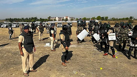 काश्मीर, गुजरात, पंजाब, राजस्थान पाकिस्तानला लागून असलेल्या सीमावर्ती भागात आज मॉक ड्रिल