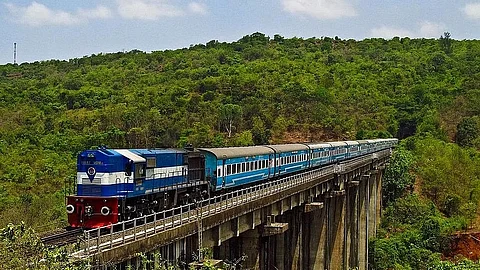 कोकण रेल्वेच्या दुपरीकरणासाठी ५,१०० कोटींचा खर्च ; ‘केआरसीएल’चे अध्यक्ष संतोष कुमार झा यांची माहिती