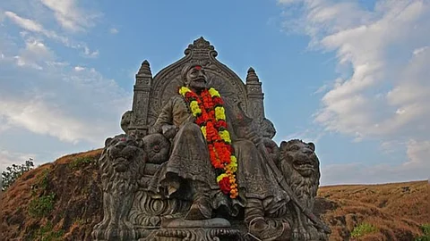 शिवराज्याभिषेक सोहळ्यामुळे जड-अवजड वाहनांना बंदी; अपघात, वाहतूककोंडी टाळण्यासाठी निर्णय