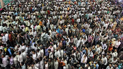 जनगणनेसाठी अधिसूचना जारी; तुमच्याकडून कोणती माहिती मागितली जाईल? जाणून घ्या